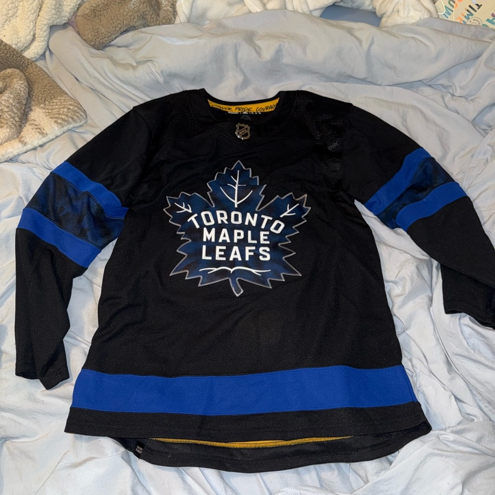 Adidas Maple Leaf Hockey Jersey